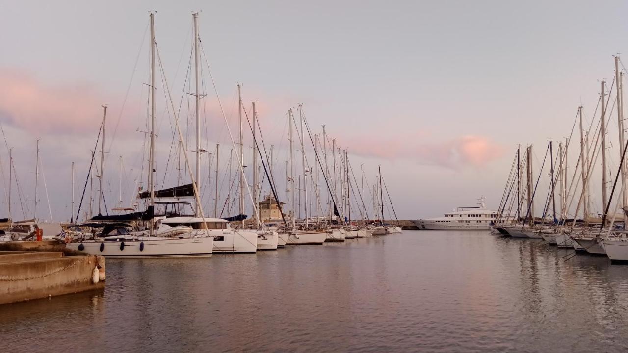 Casa Galante Ostia Centro Leilighet Eksteriør bilde